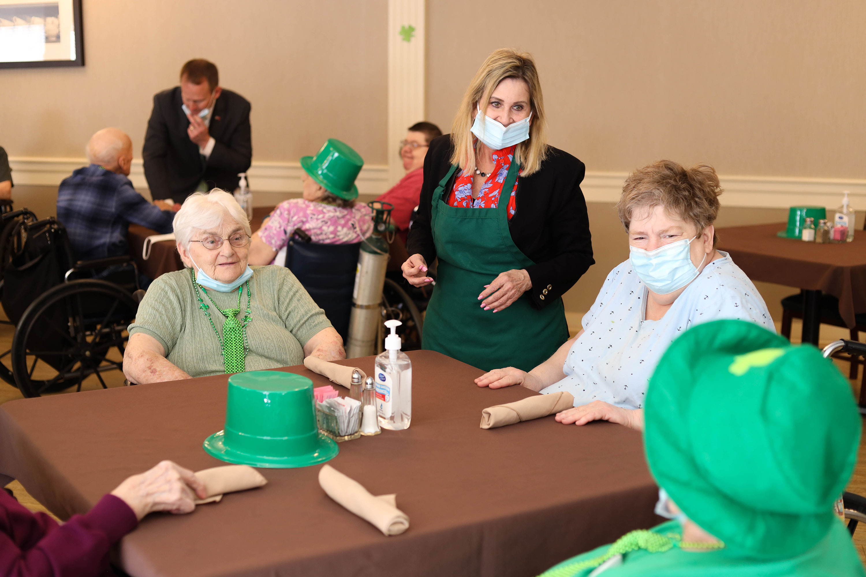 State Sen. Kim Ward volunteers at the PHCA Day of Caring at Hempfield Manor in Greensburg in March 2022.